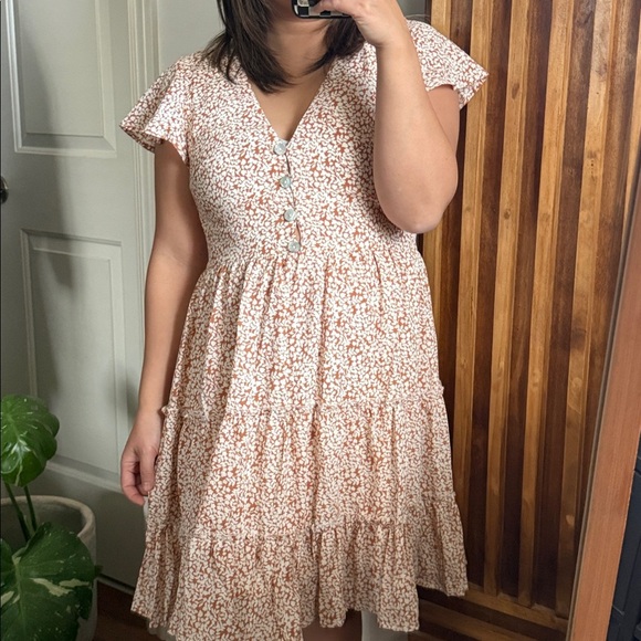 Petal And Pup Dancer Dress in Tan. Size 8 - Picture 12 of 12